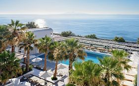 Kamari Beach Hotel